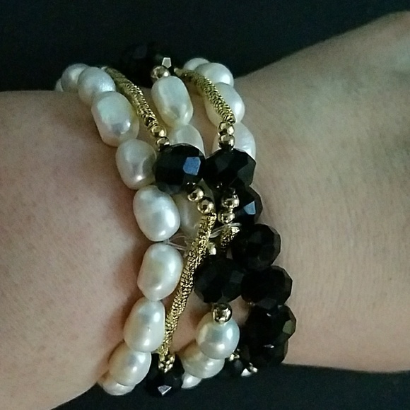 💖MAGNIFICENT Bracelet Set💎 - Picture 2 of 8